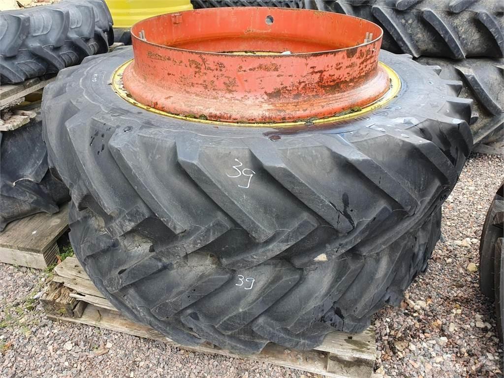 Goodyear 136-38 x2 Pneumatiky, kolesá a ráfiky