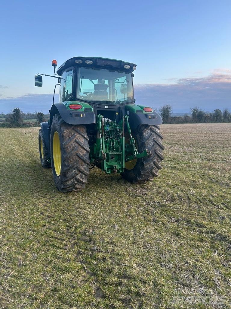 John Deere 6140 R Traktory