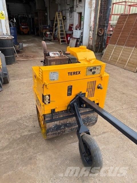 Terex MBR71 Ťahačové valce