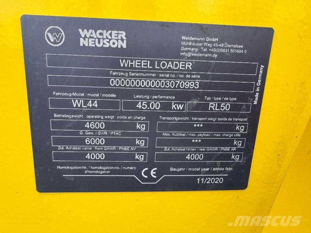 Wacker Neuson WL44 Kolesové nakladače