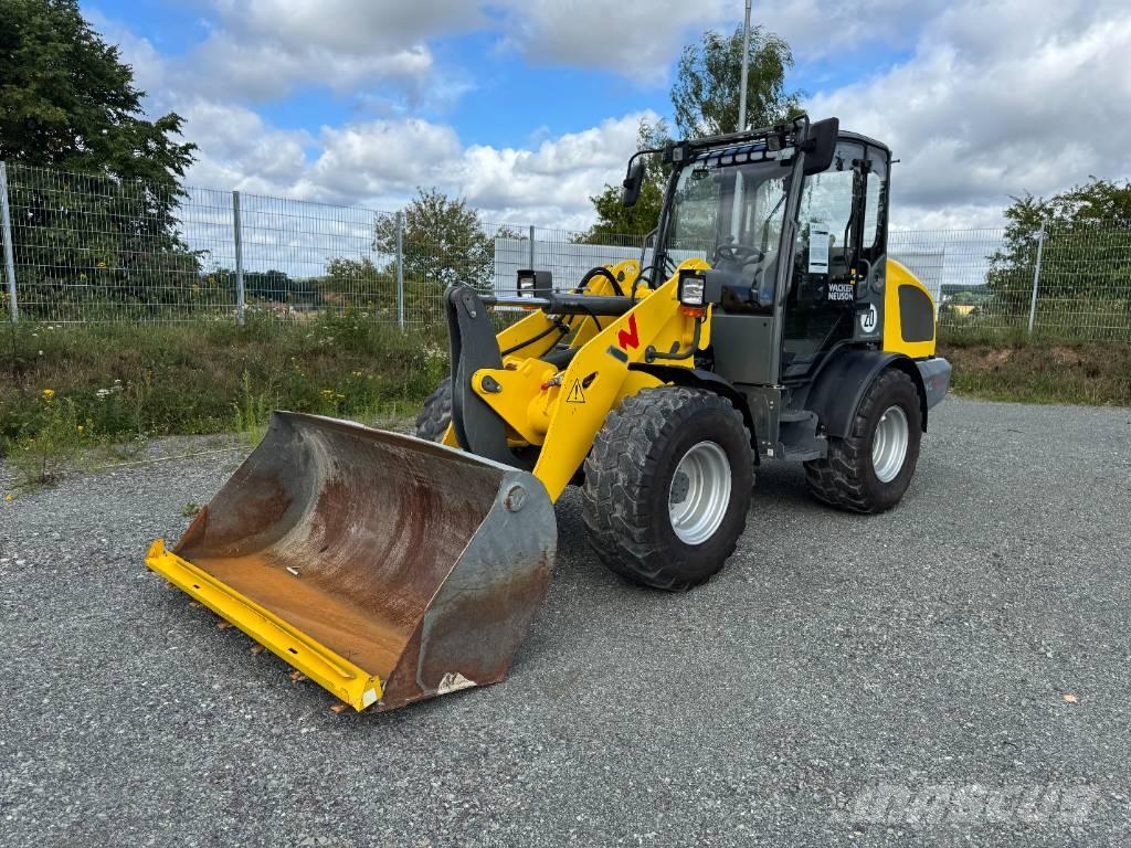 Wacker Neuson WL44 Kolesové nakladače