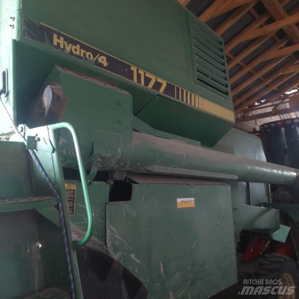 John Deere 1177 Kombinované zberacie stroje