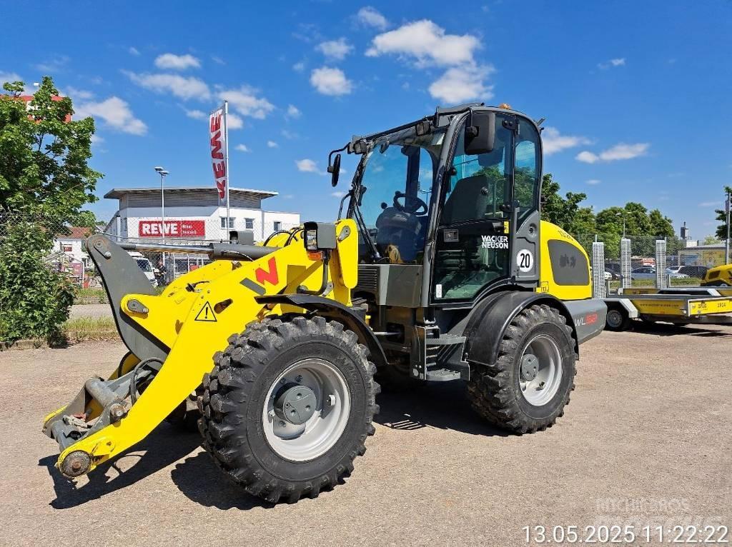Wacker Neuson WL52 Kolesové nakladače
