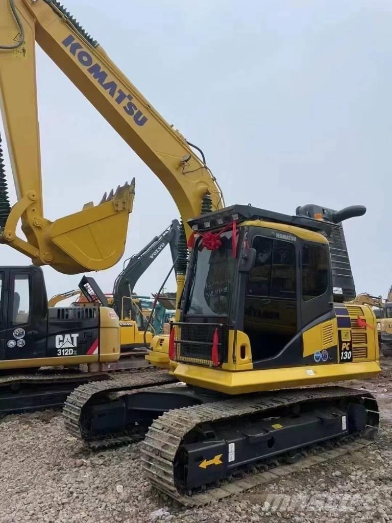 Komatsu PC 130-8 Pásové rýpadlá