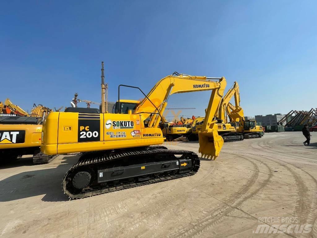 Komatsu PC 200 Pásové rýpadlá