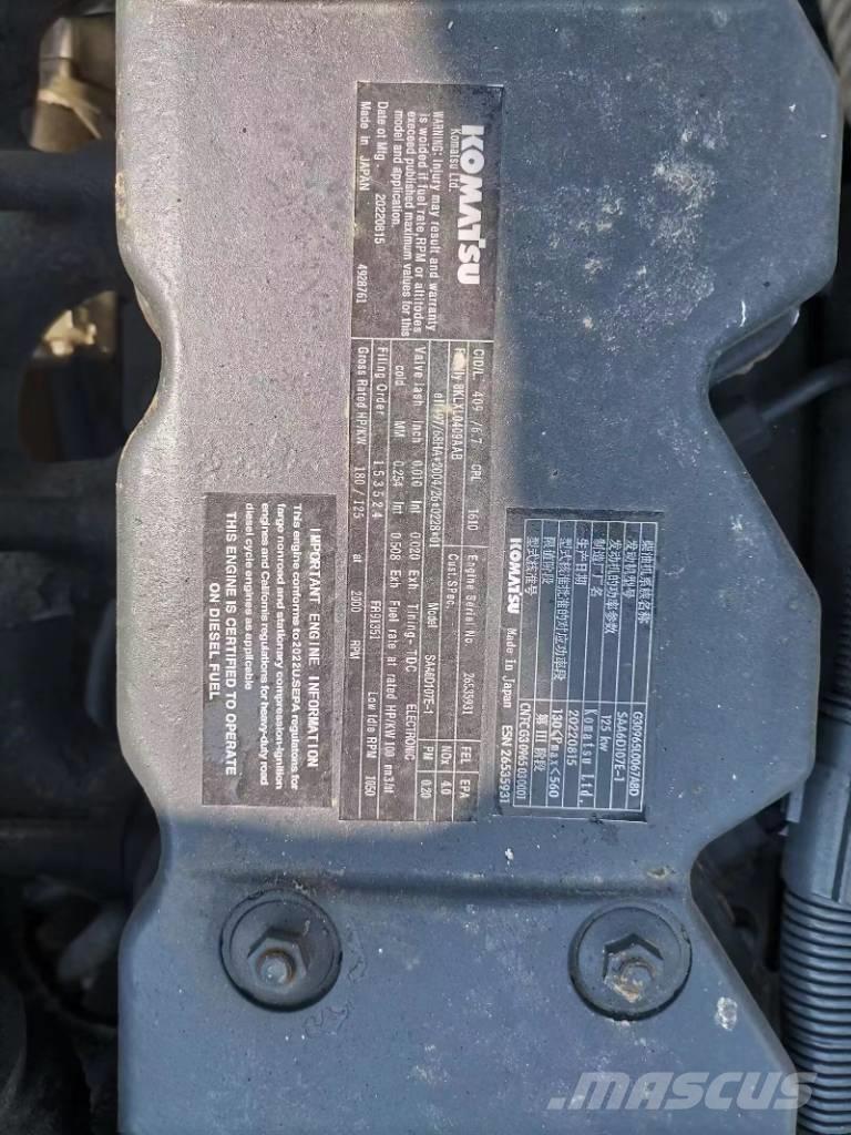 Komatsu PC 220-8 Pásové rýpadlá