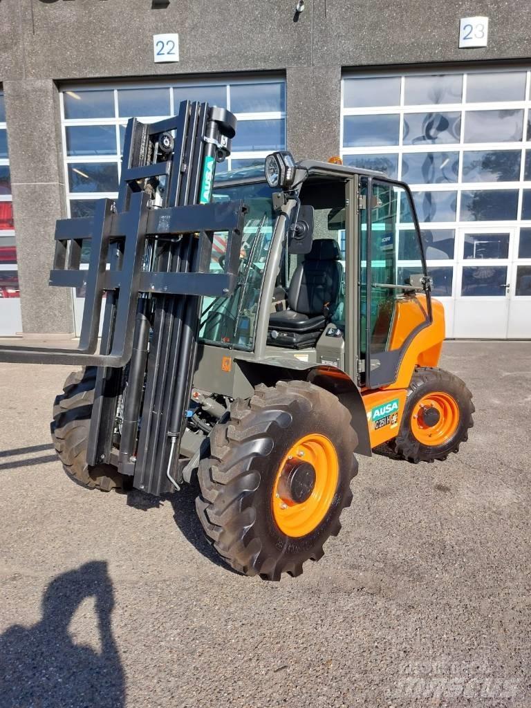 Ausa C 251 H x4 Terénne vysokozdvižné vozíky