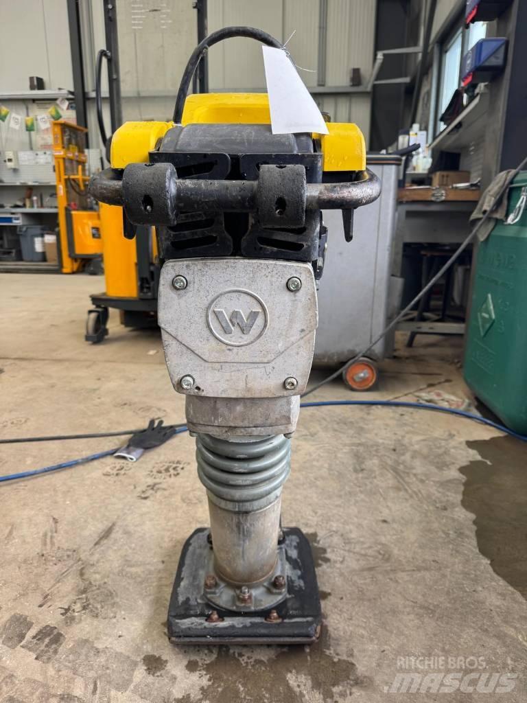 Wacker Neuson BS50-2 Vibračné zhutňovače