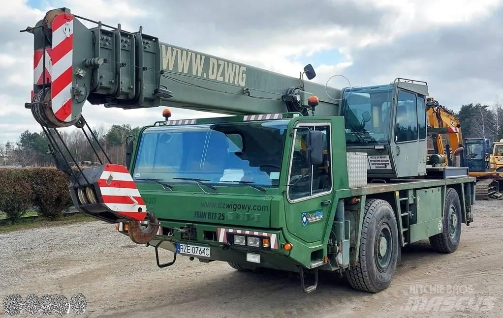 Faun RTF-25 Univerzálne terénne žeriavy