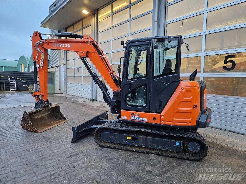 Hitachi ZX65USB-6 Mini rýpadlá < 7t