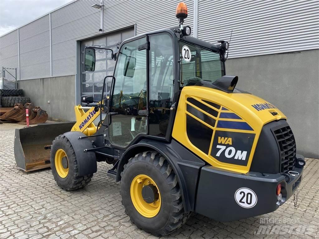 Komatsu WA70M-8EO Viacúčelové nakladače