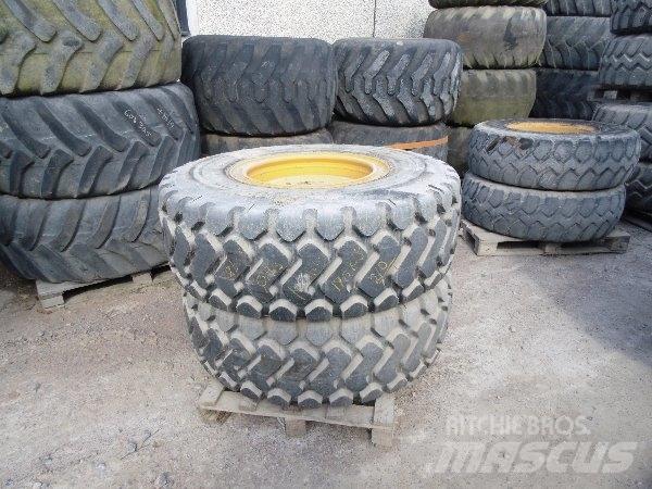 Michelin 17,5x25 Pneumatiky, kolesá a ráfiky
