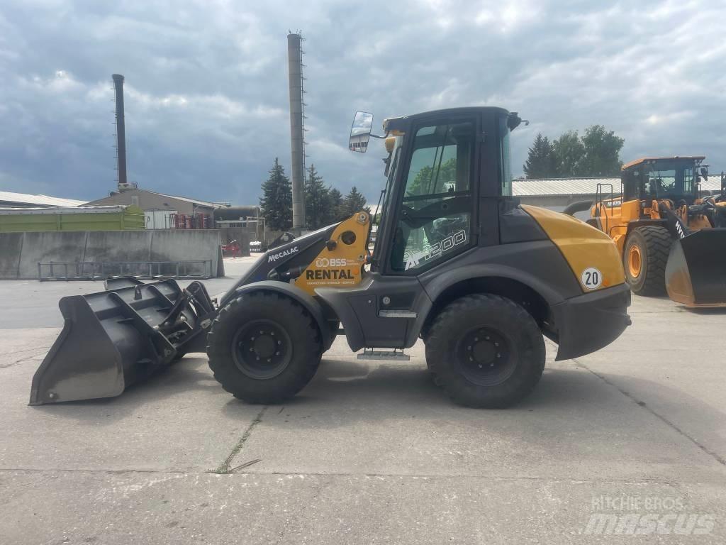 Mecalac AF 1200 Kolesové nakladače