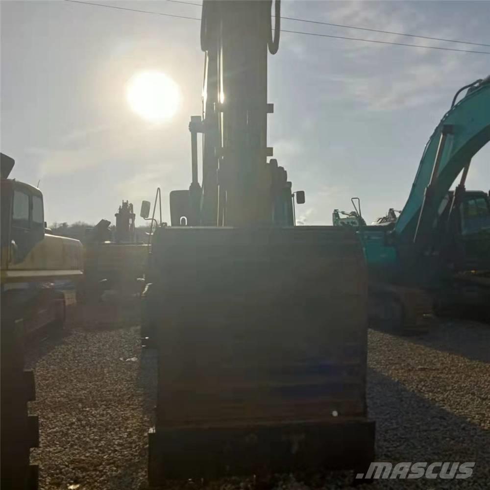 CAT 336D Pásové rýpadlá
