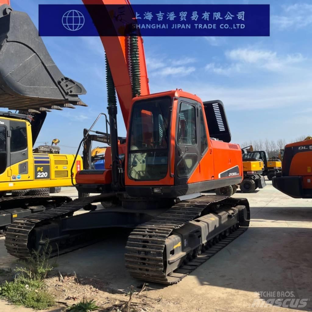 Doosan DX 300 Pásové rýpadlá