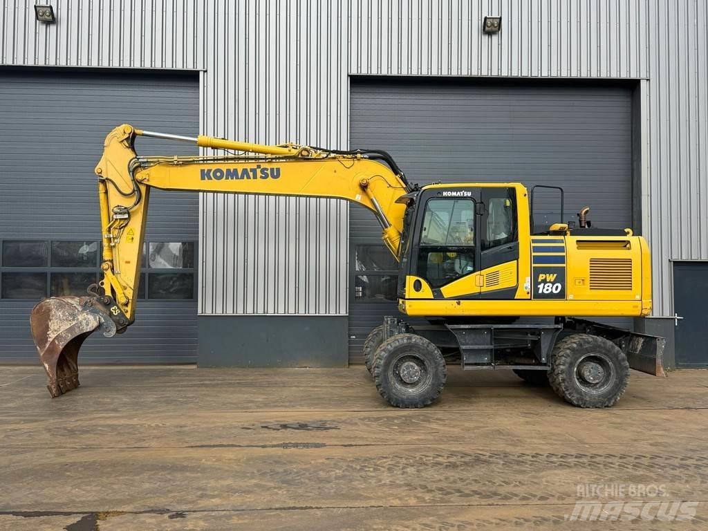 Komatsu PW180-11 Kolesové rýpadlá