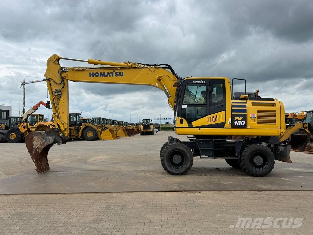 Komatsu PW180-11 Kolesové rýpadlá