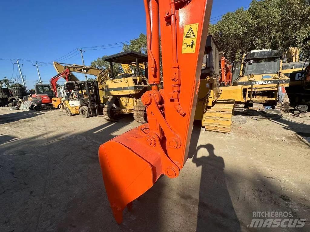 Hitachi ZX 75 Pásové rýpadlá