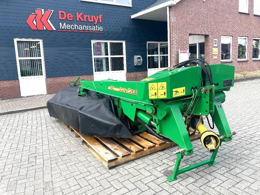 John Deere CC0331 Žacie stroje