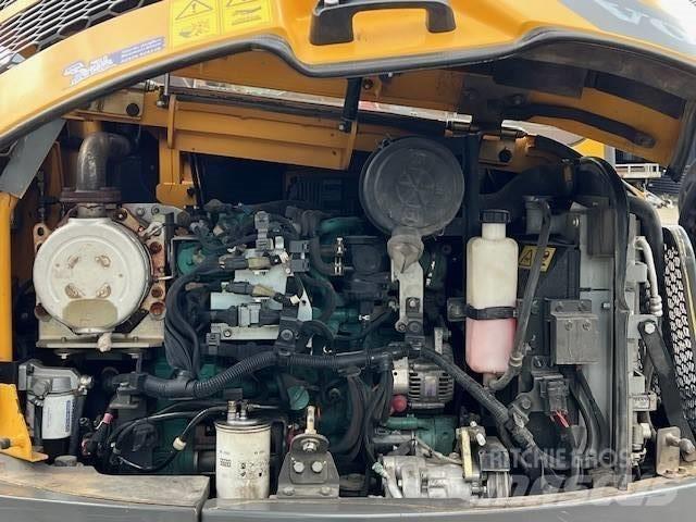 Volvo ECR 88 D Midi rýpadlá 7 t - 12 t