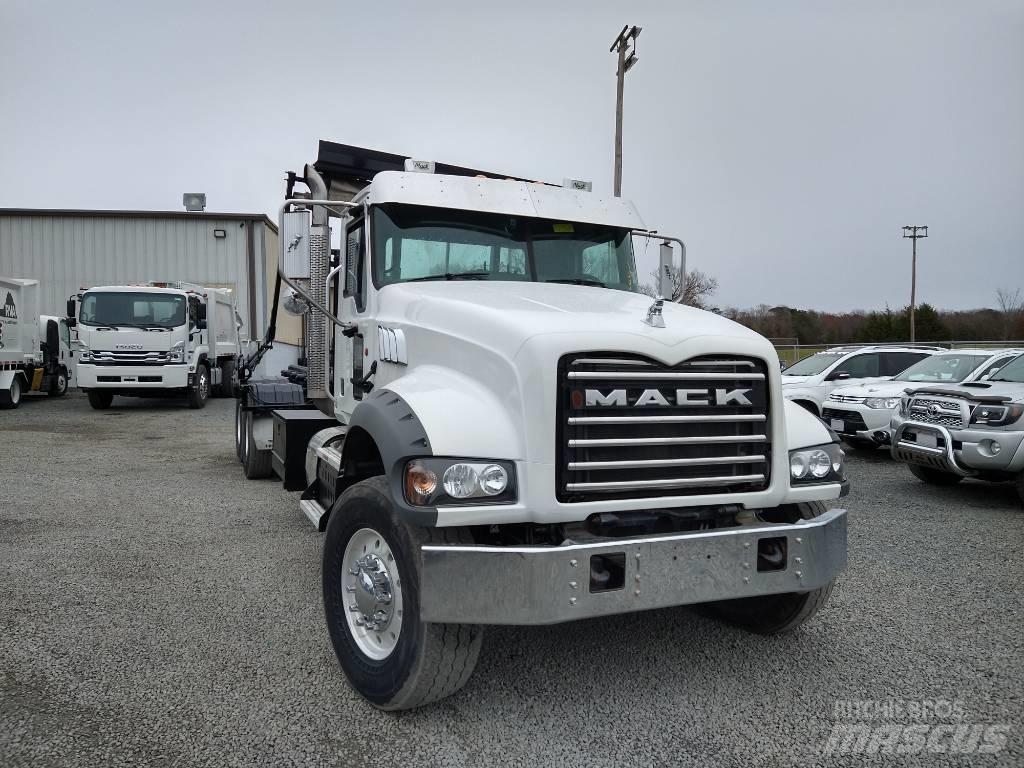 Mack GU713 Smetiarske vozidlá