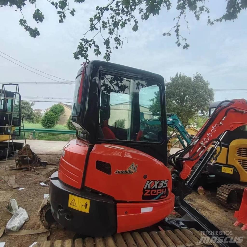 Kubota U 35 Mini rýpadlá < 7t