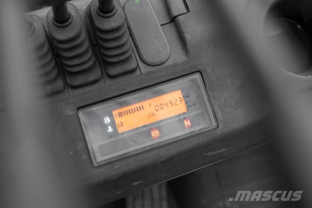 Manitou MI 30 D Dieselové vozíky