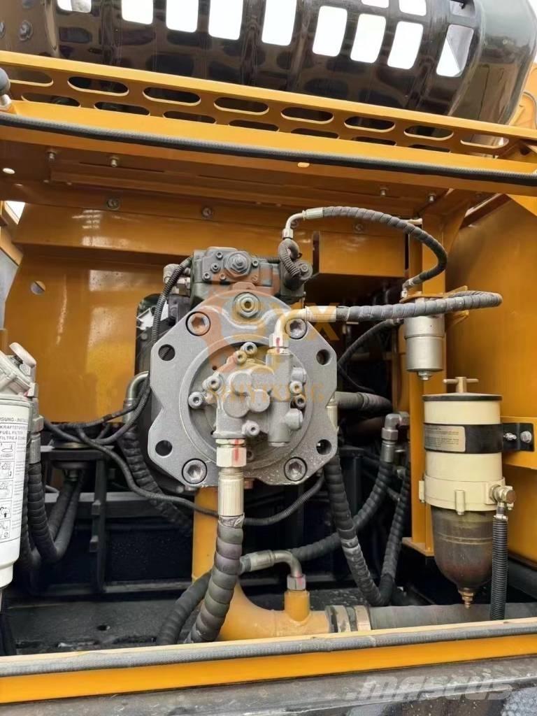 Sany SY 335H Pásové rýpadlá