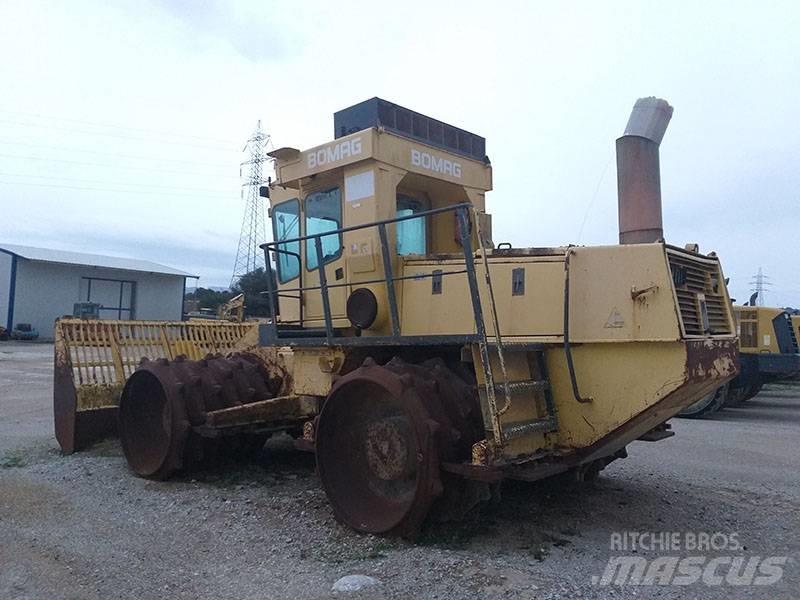Bomag BC 771 RB Skládkové kompaktory