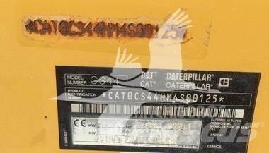 CAT CS44 Ťahačové valce