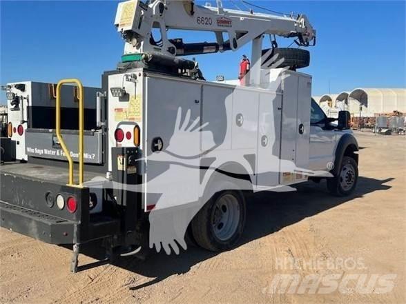 Ford F550 Stavebníctvo - ostatné