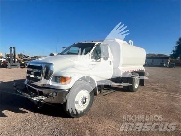 Ford F750 Cisternové nákladné vozidlá