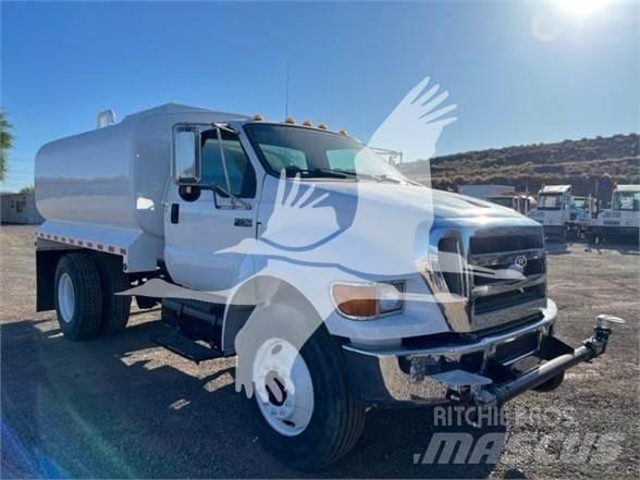 Ford F750 Cisternové nákladné vozidlá
