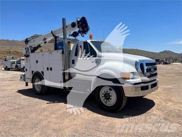 Ford F750 Stavebníctvo - ostatné