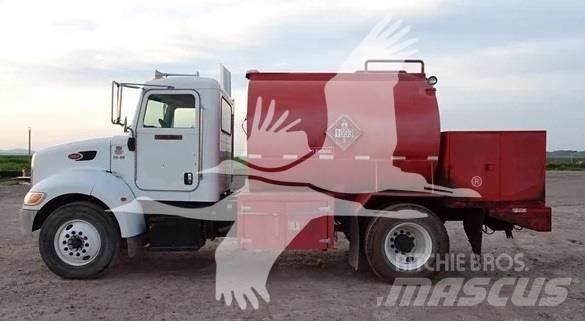 Peterbilt 335 Stavebníctvo - ostatné