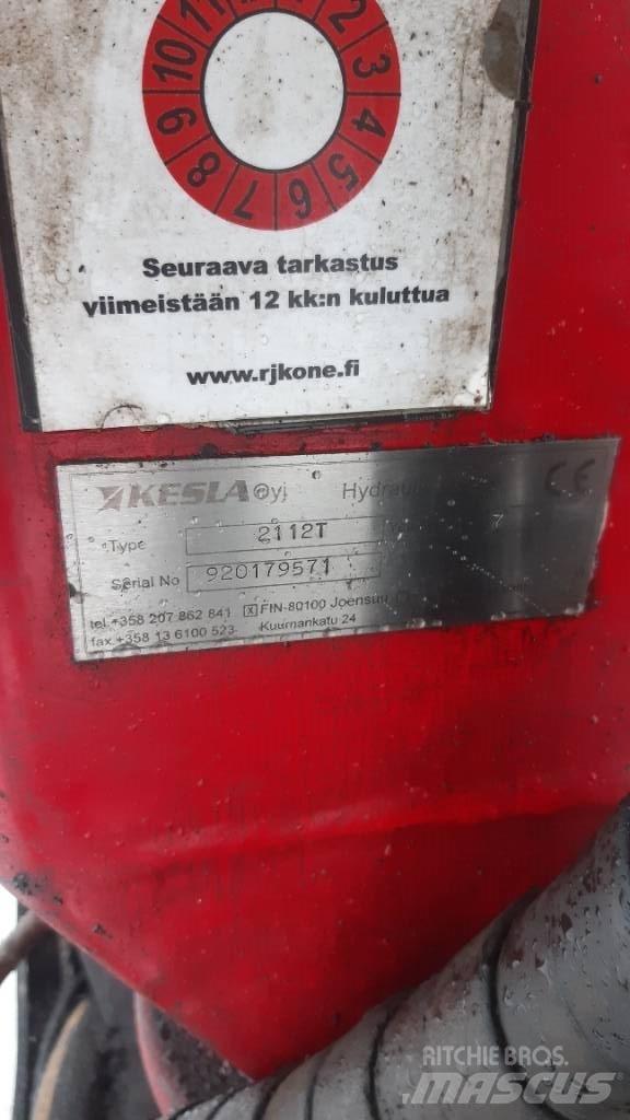 Kesla 2112T Lesnícke žeriavy