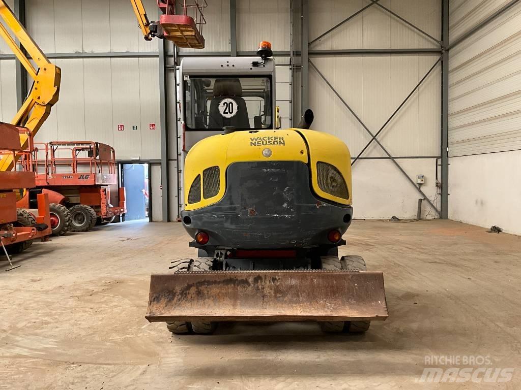 Neuson 6503 WD Kolesové rýpadlá