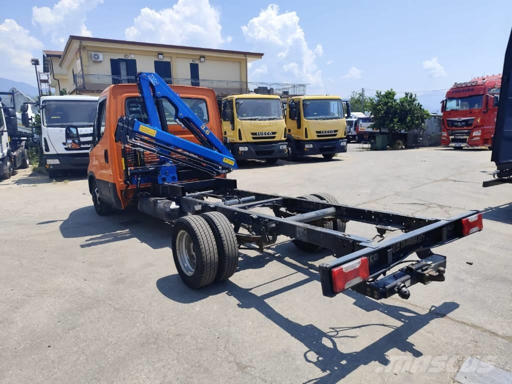 Iveco Daily 35-140 Autožeriavy, hydraulické ruky