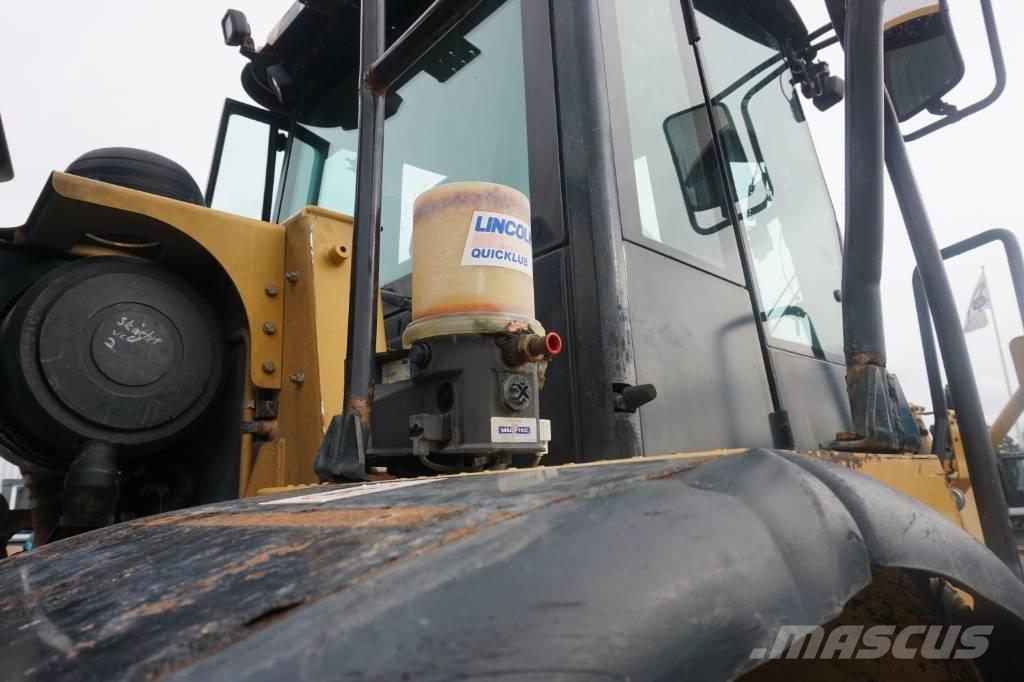 CAT 950 H Kolesové nakladače