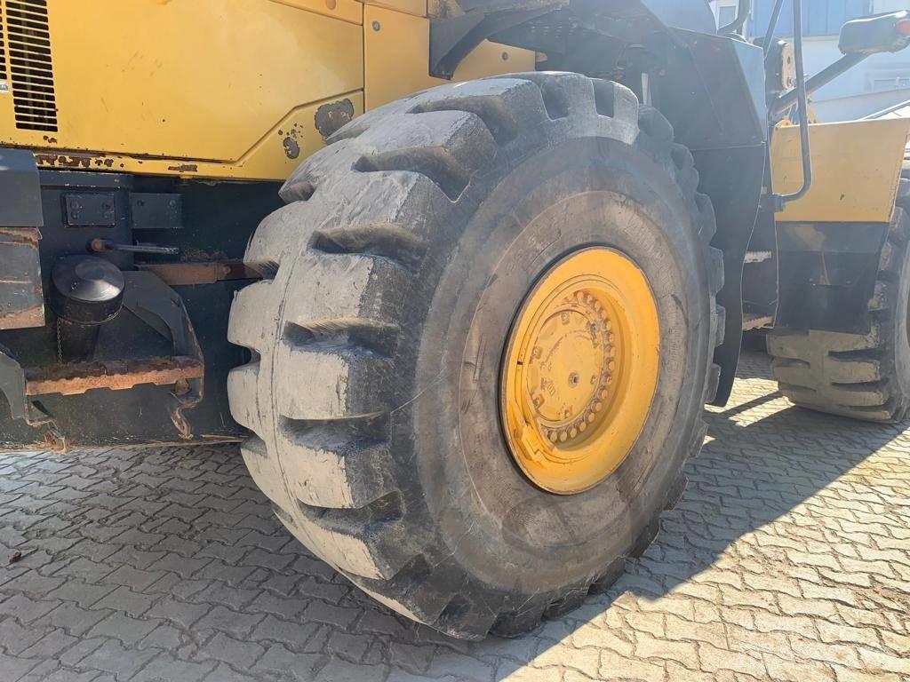 Komatsu WA 500-7 Kolesové nakladače