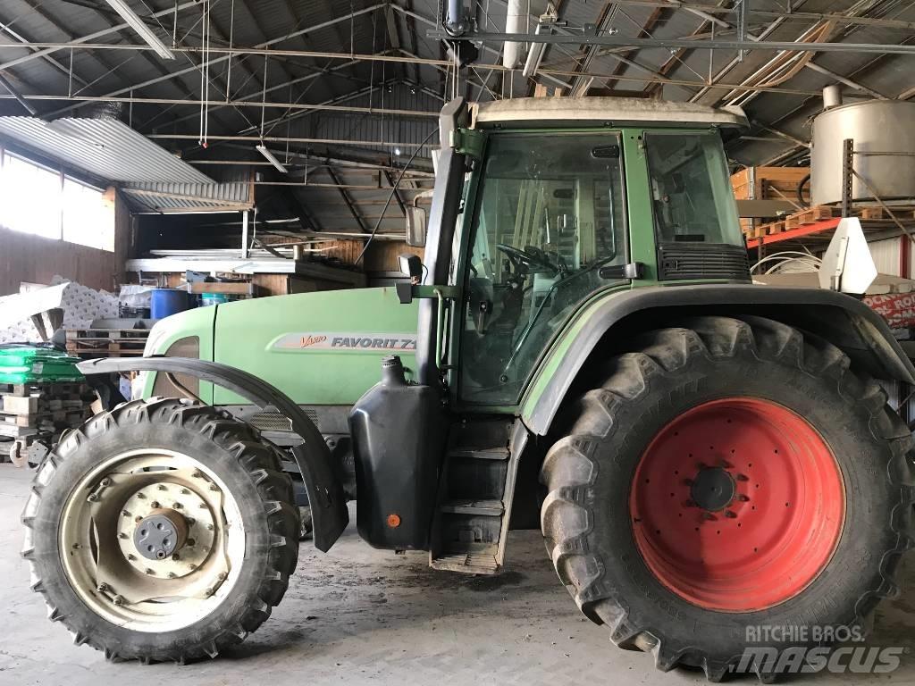 Fendt 716 Traktory