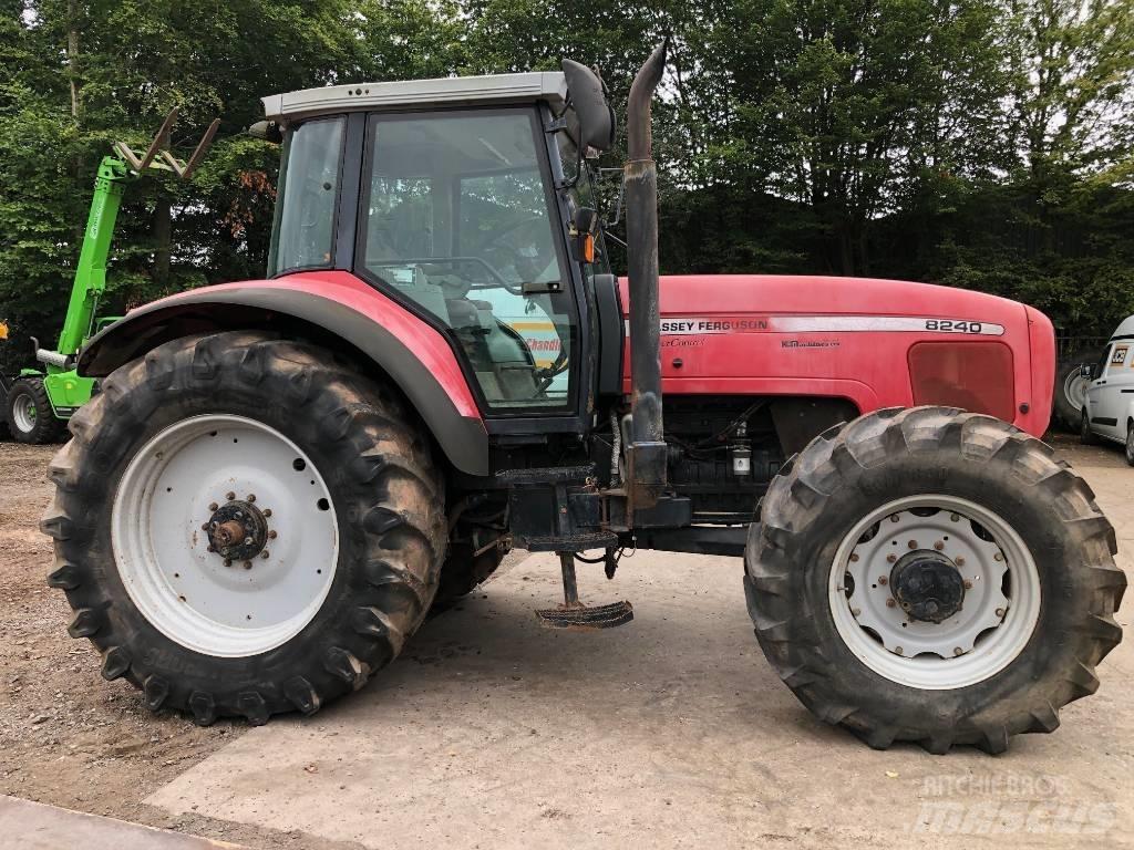 Massey Ferguson 8240 Traktory