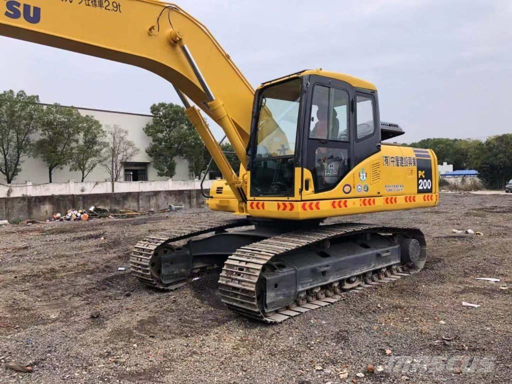 Komatsu pc200-7 Pásové rýpadlá