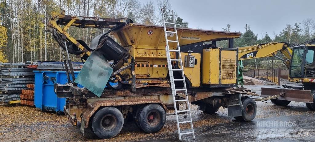 Hammel 450 Drviče odpadu
