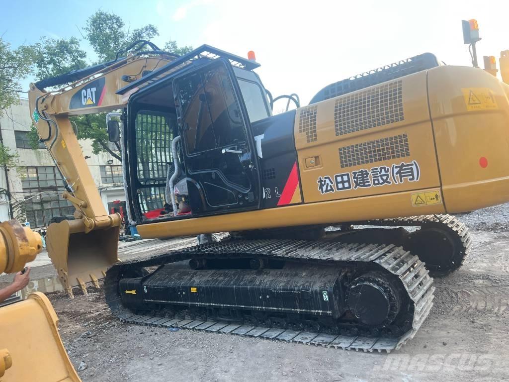 CAT 324 D L Pásové rýpadlá