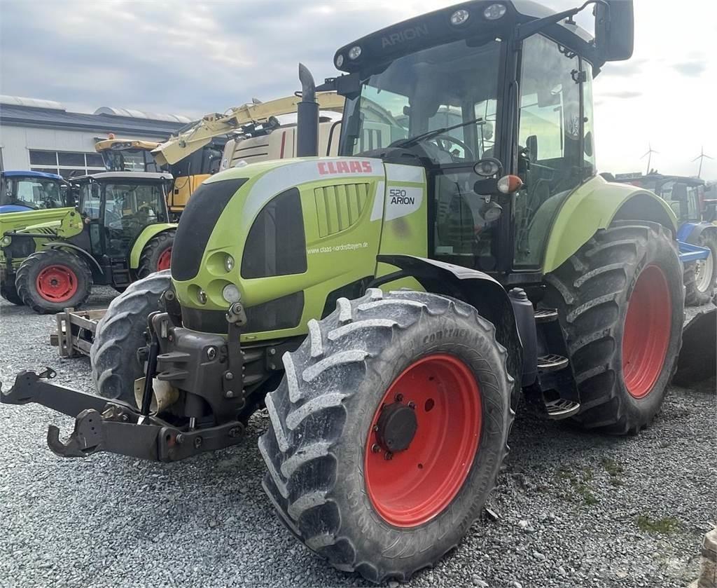 CLAAS Arion 520 Traktory