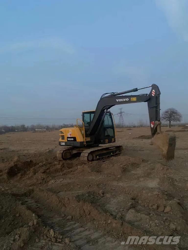 Volvo EC80D Midi rýpadlá 7 t - 12 t