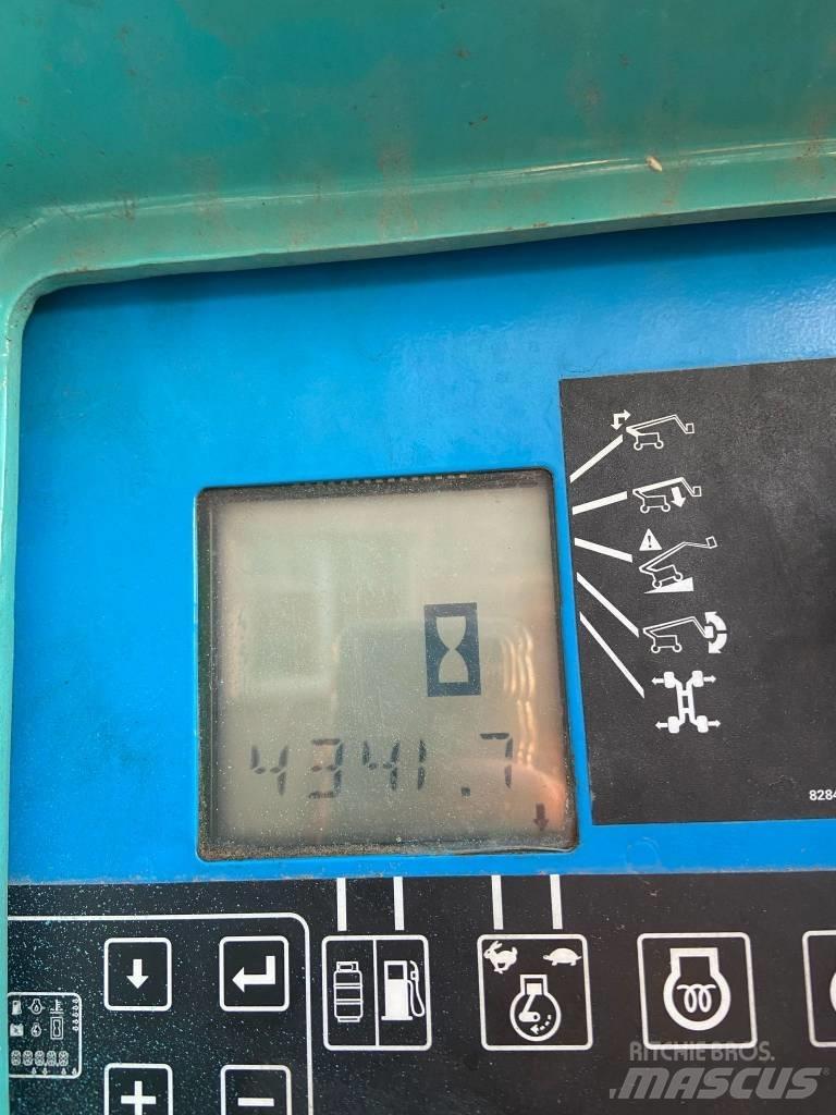 Genie Z 135 Kĺbové plošiny