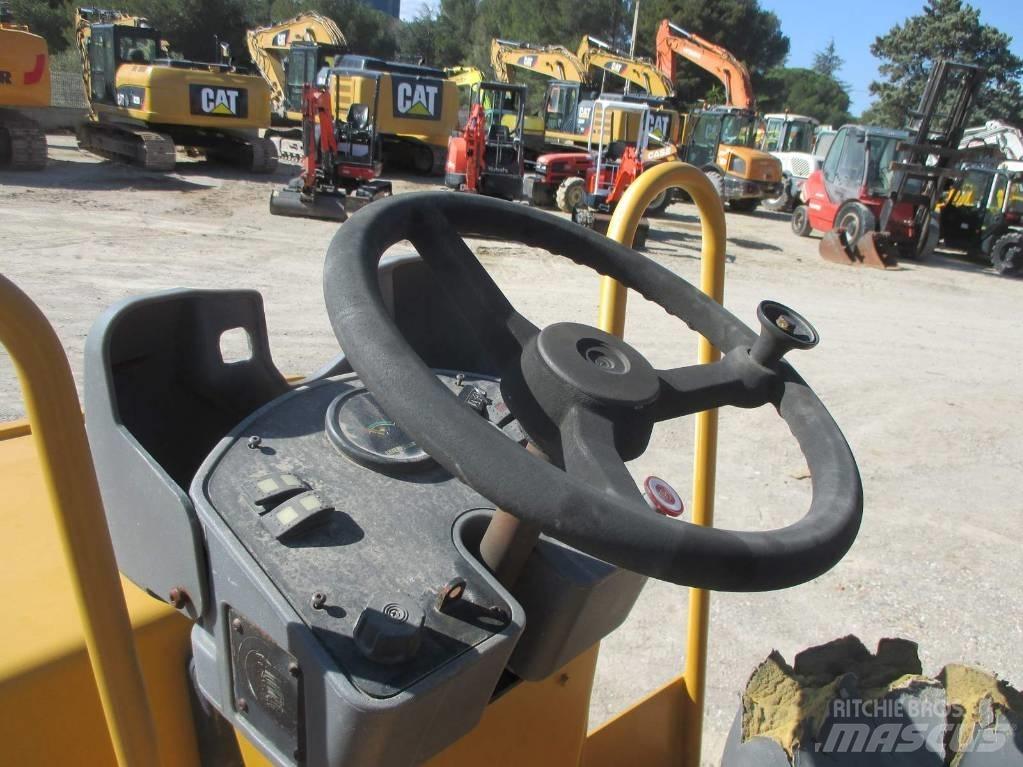 CAT CB 214 E Tandemové valce