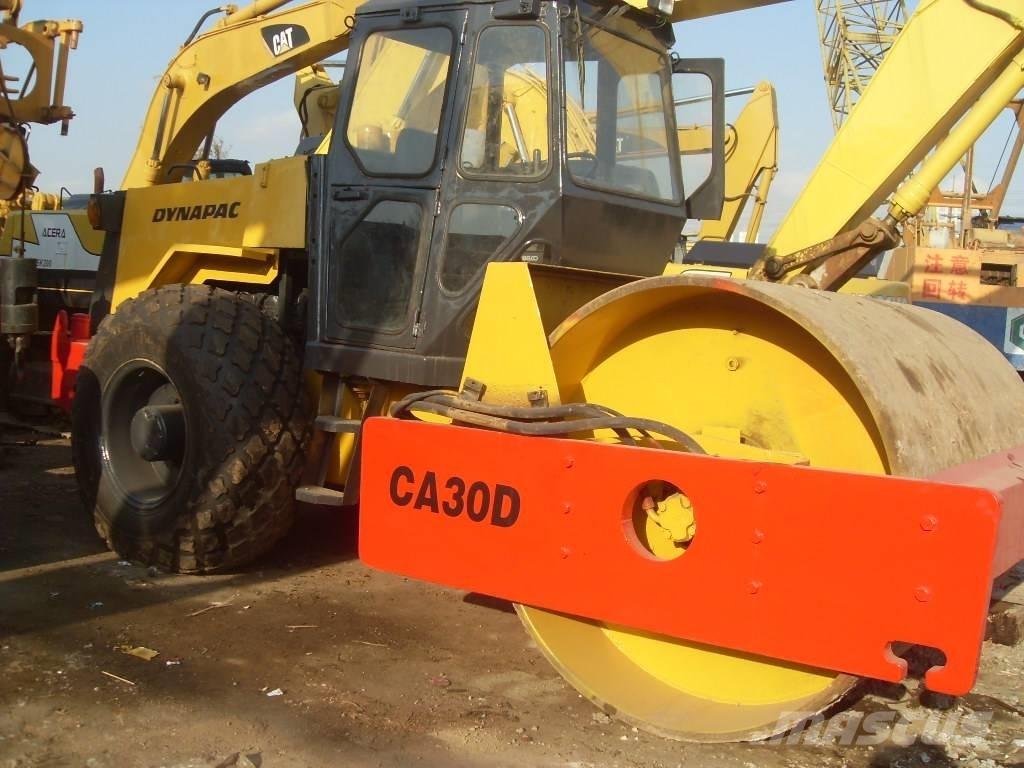 Dynapac CA 30 D Ťahačové valce